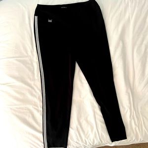 Lisette stretch cropped pant with rhinestone side stripe. Size 4